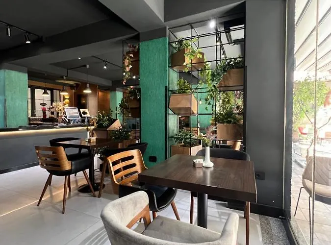 90 Boutique Hotel 4*