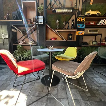 90 Boutique