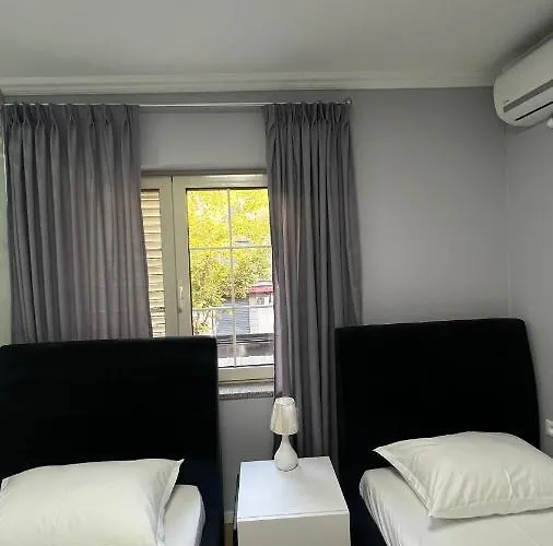 酒店 90 Boutique 4*